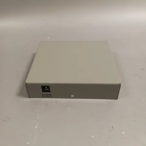 ALLIED TELESIS AT-MC102XL STANDALONE MEDIA CONVERTER