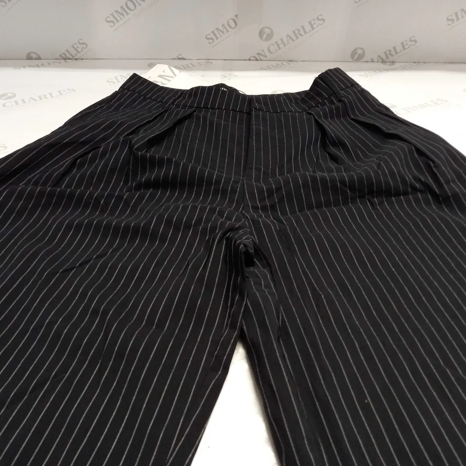 ZARA STRIPE BAGGY WIDE LAG PANTS IN BLACK/GREY - SMALL
