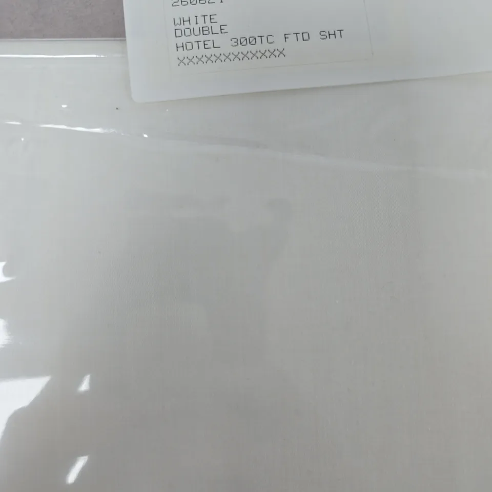 WHITE DOUBLE HOTEL SHEET SET – 300TC