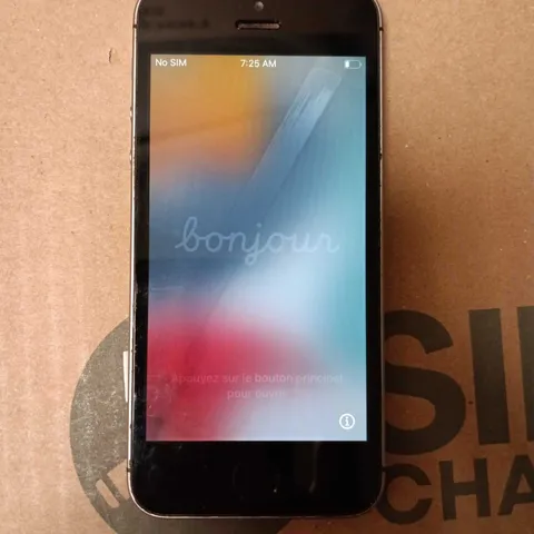 APPLE IPHONE SE A1723