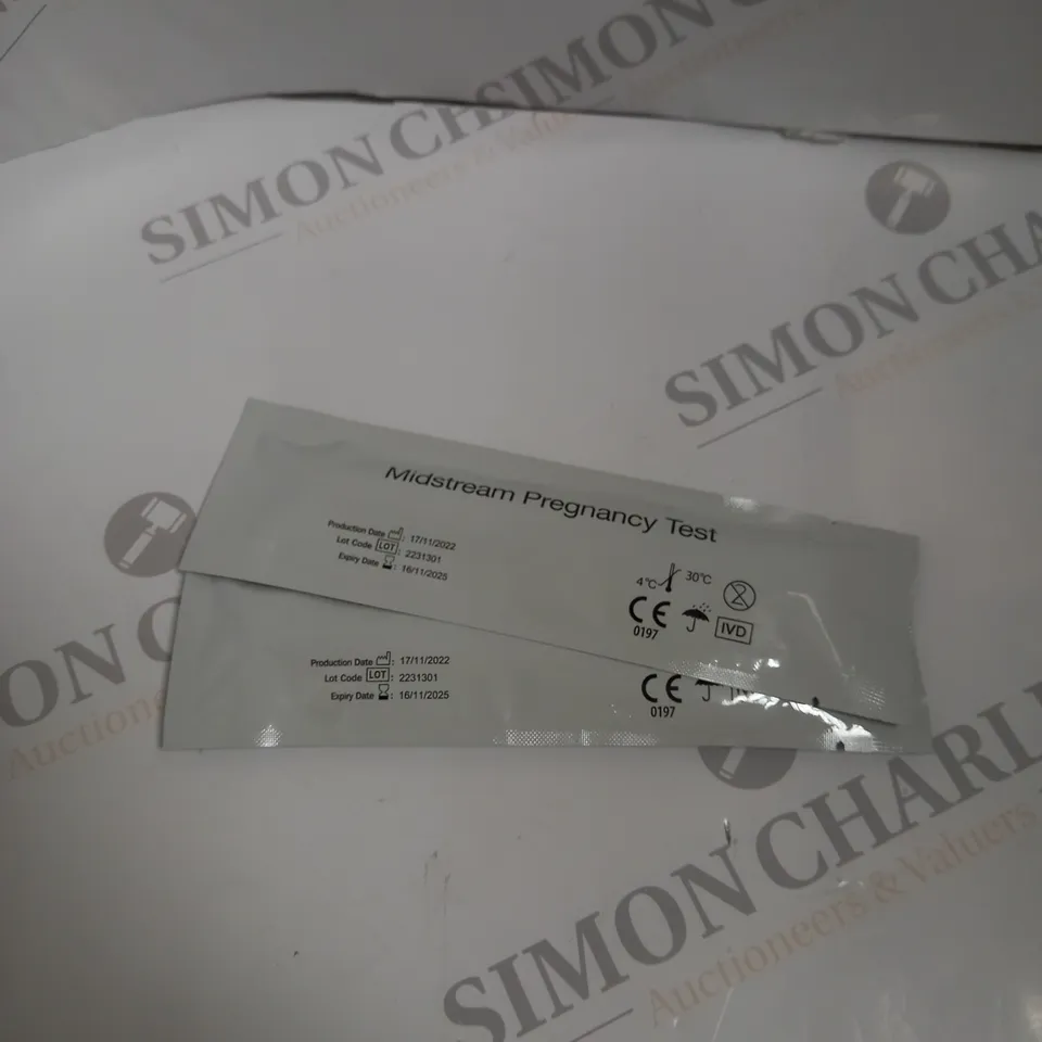 BOXED CLEAR RESPONSE MIDSTREAM PREGNANCY TEST. 