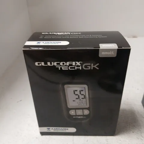 APPROXIMATELY 12 ASSORTED ITEMS INCLUDING GLUCOFIX TECH AND 3 SPEED HAND & DESK FAN