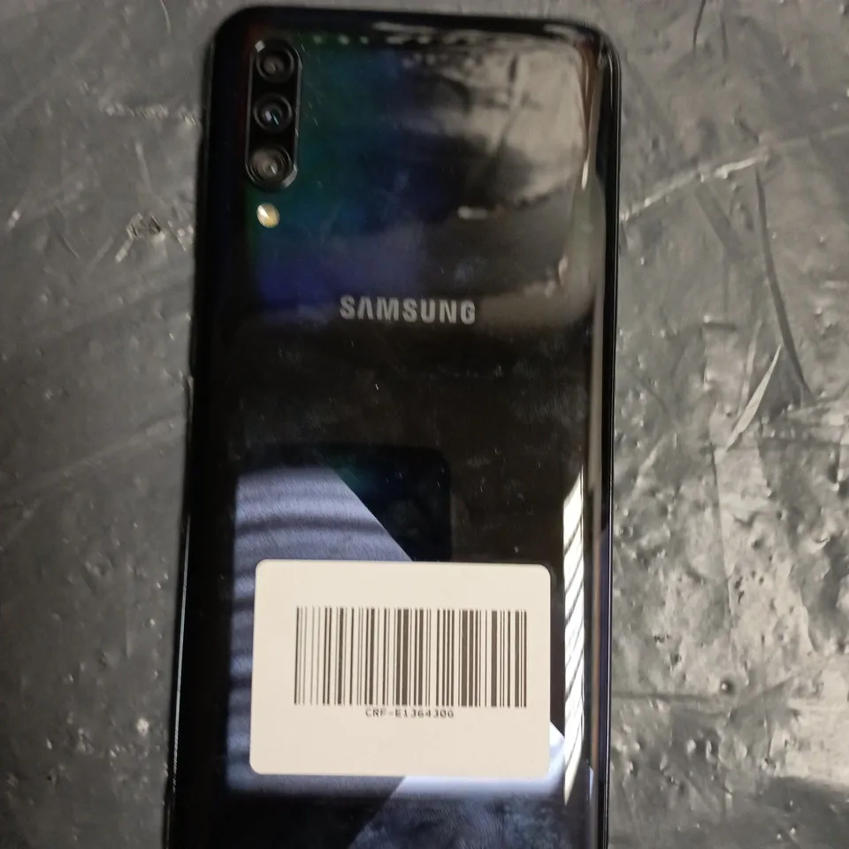 SAMUNG SMARTPHONE - MODEL UNSPECIFIED 