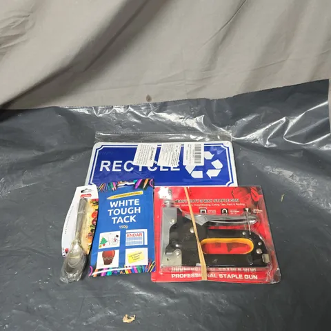 APPROXIMATELY 15 ASSORTED ITEMS TO INCLUDE RECYCLE/TRASH SIGNS, TOUGH TACK, SPOONS, HEAVY DUTY STAPLE GUN ETC