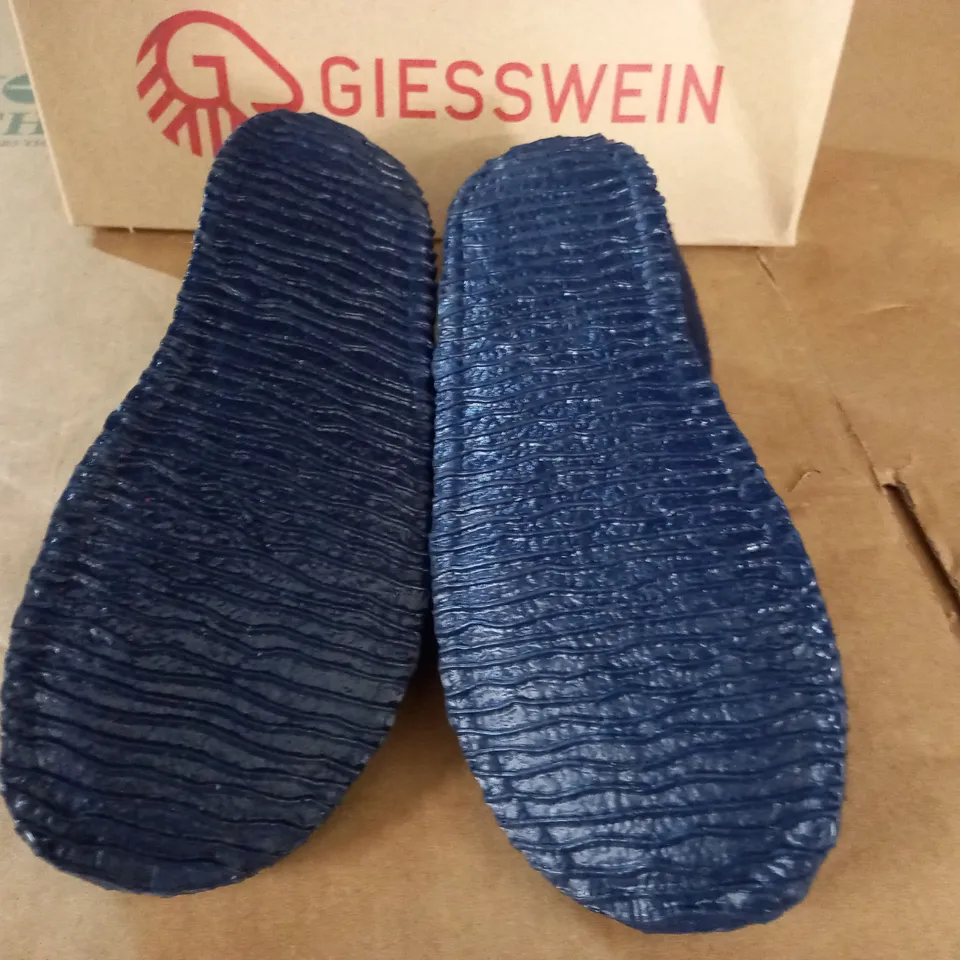 PAIR OF GIESSWEIN NAVY KIDS SLIPPERS - EUR 34