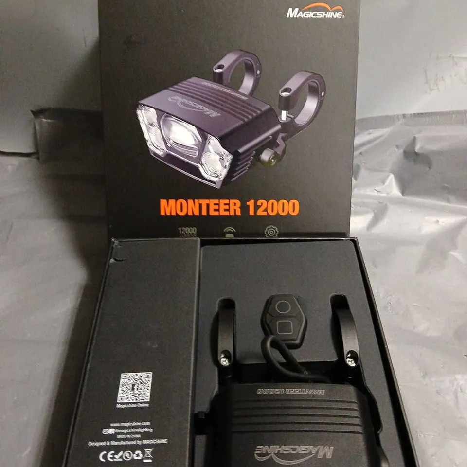 BOXED MAGICSHINE MONTEER 12000 PORTABLE FLOOD LIGHT