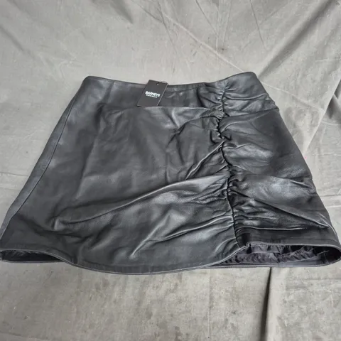 BARNEYS ORIGINALS REAL LEATHER SKIRT – BLACK, UK 16