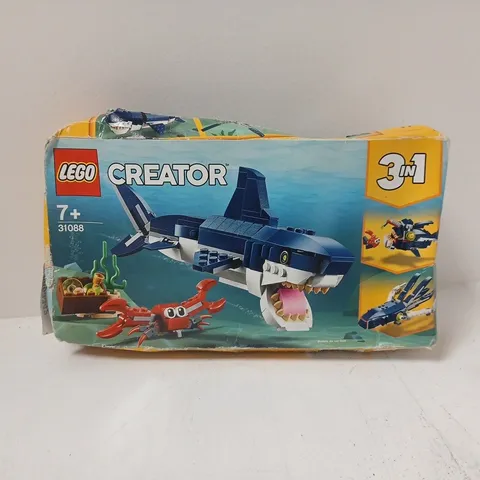 BOXED LEGO CREATOR 3IN1 SHARK SET - 31088