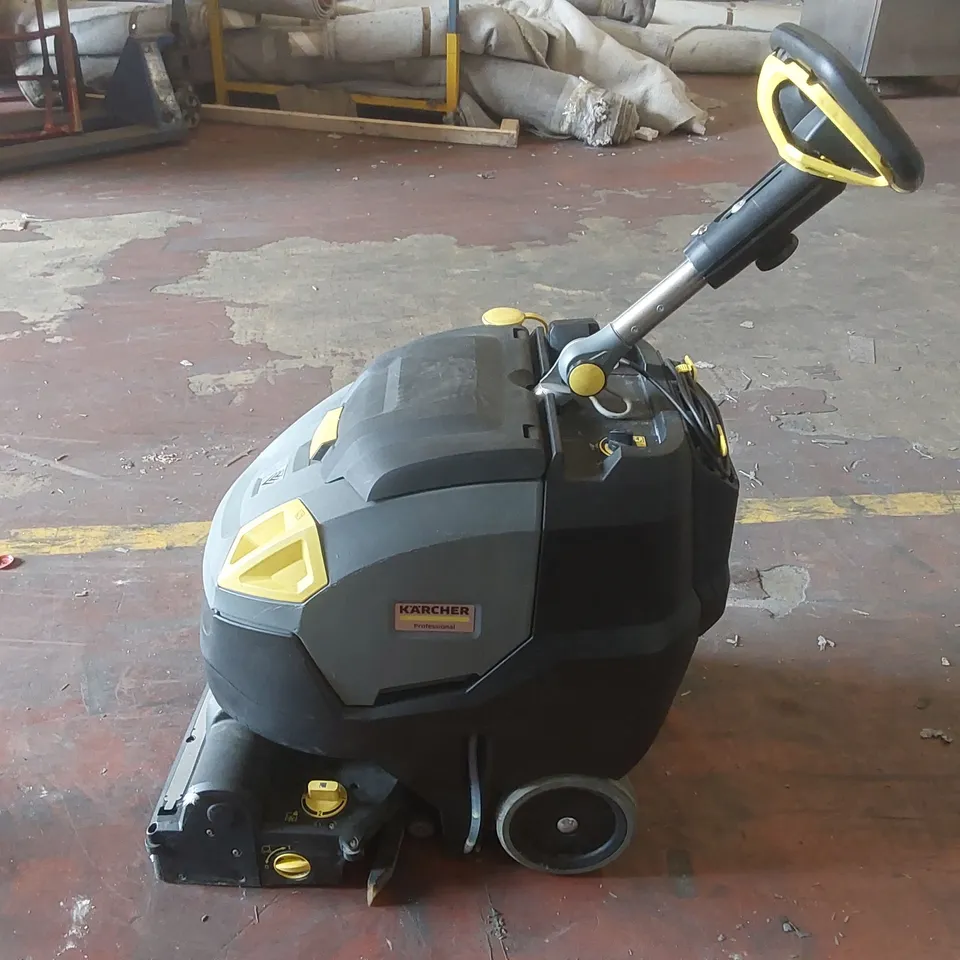 KARCHER BR 45/22 BATTERY FLOOR SCRUBBER DRIER