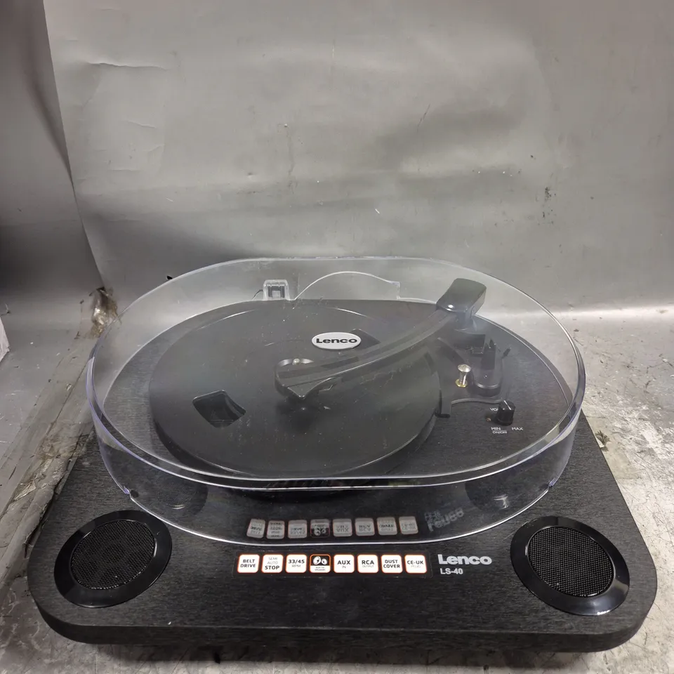 LENCO LS-40WD BELT DRIVE TURNTABLE WITH SPEAKERS