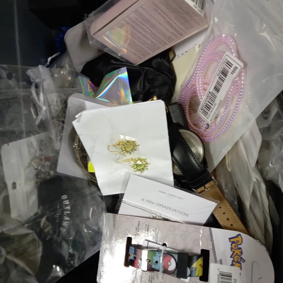 BOX OF APPROXIMATELY 30 ASSORTED JEWELLERY PRODUCTS TO INCLUDE WATCHES, BANGLES, RINGS ETC  