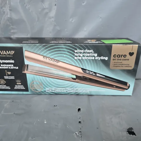BOXED REVAMP PROFESSIONAL DYNAMIC RADIANCE TRAIGHT AND STYLE ST-1900GD-GB