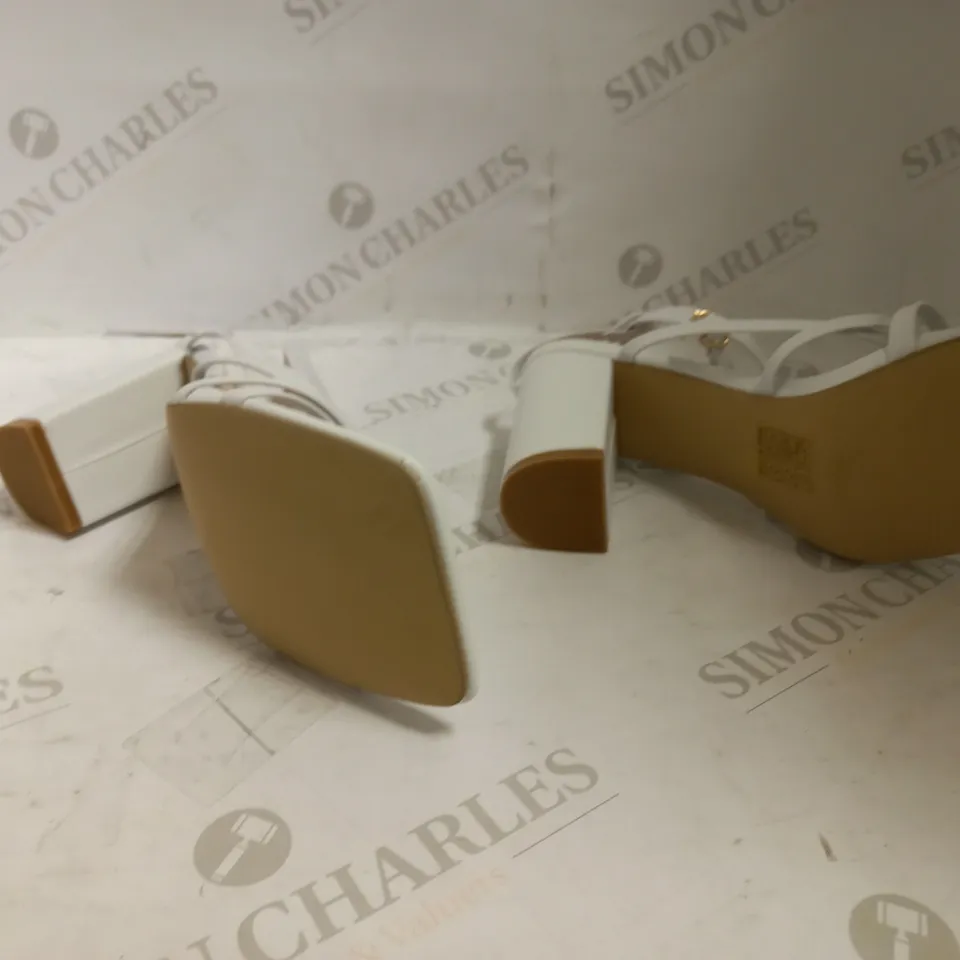 BOXED DESIGNER WHITE STRAP HEELS SIZE 39