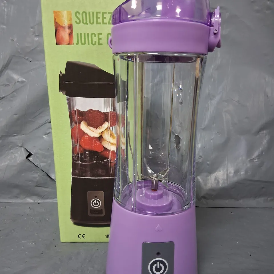TWENTY BRAND NEW BOXED ROHS SQUEEZED JUICE CUP PORTABLE BLENDERS
