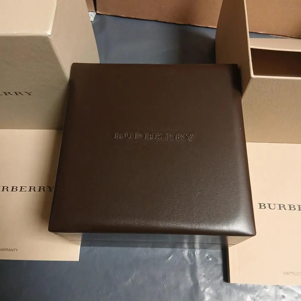 BURBERRY RECTANGULAR SWISS MADE WRISTWATCH WITH BROWN LEATHER STRAP
