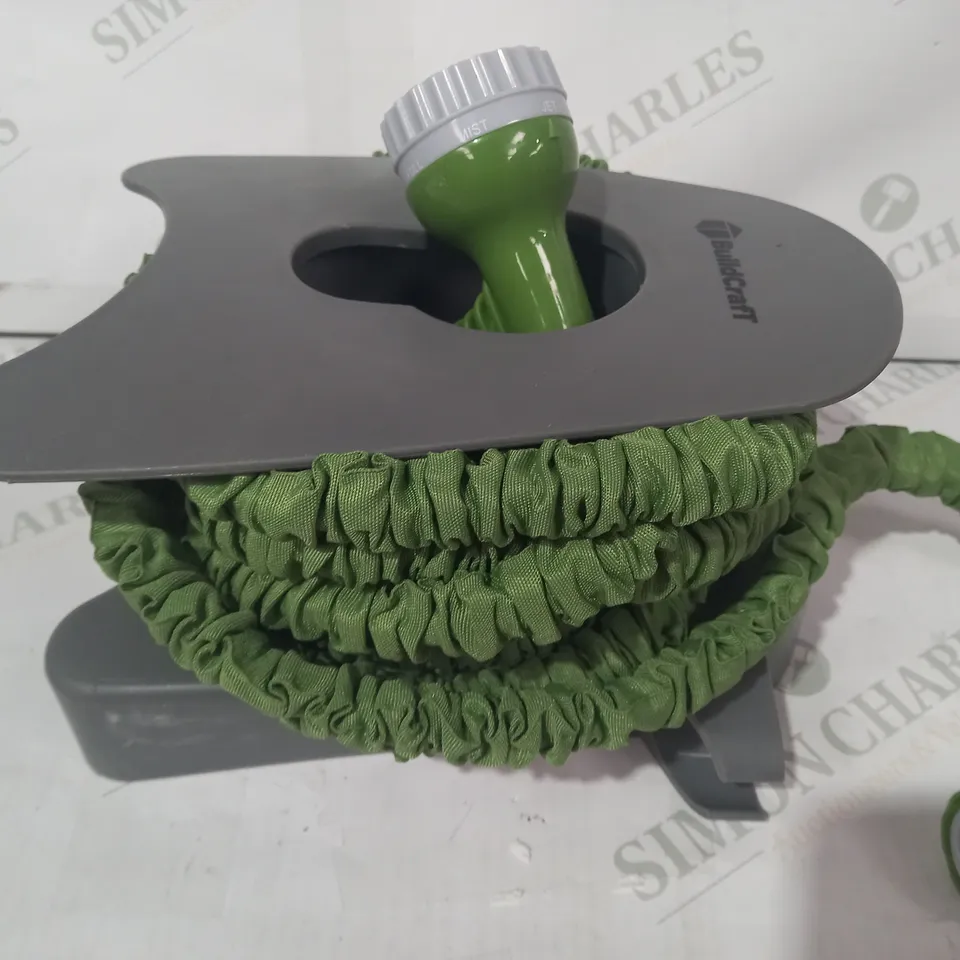 BUILDCRAFT EXPANDABLE HOSE WITH HOSE HOLDER AND NOZZLE