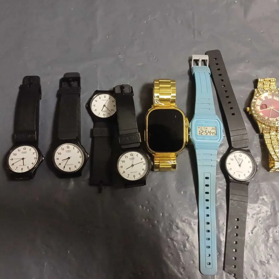 SET OF APPROXIMATELY 7 ASSORTED WATCHES TO INCLUDE - CASIO F-91W , CASIO QUARTZ , UNBRANDED DIGITAL WATCH