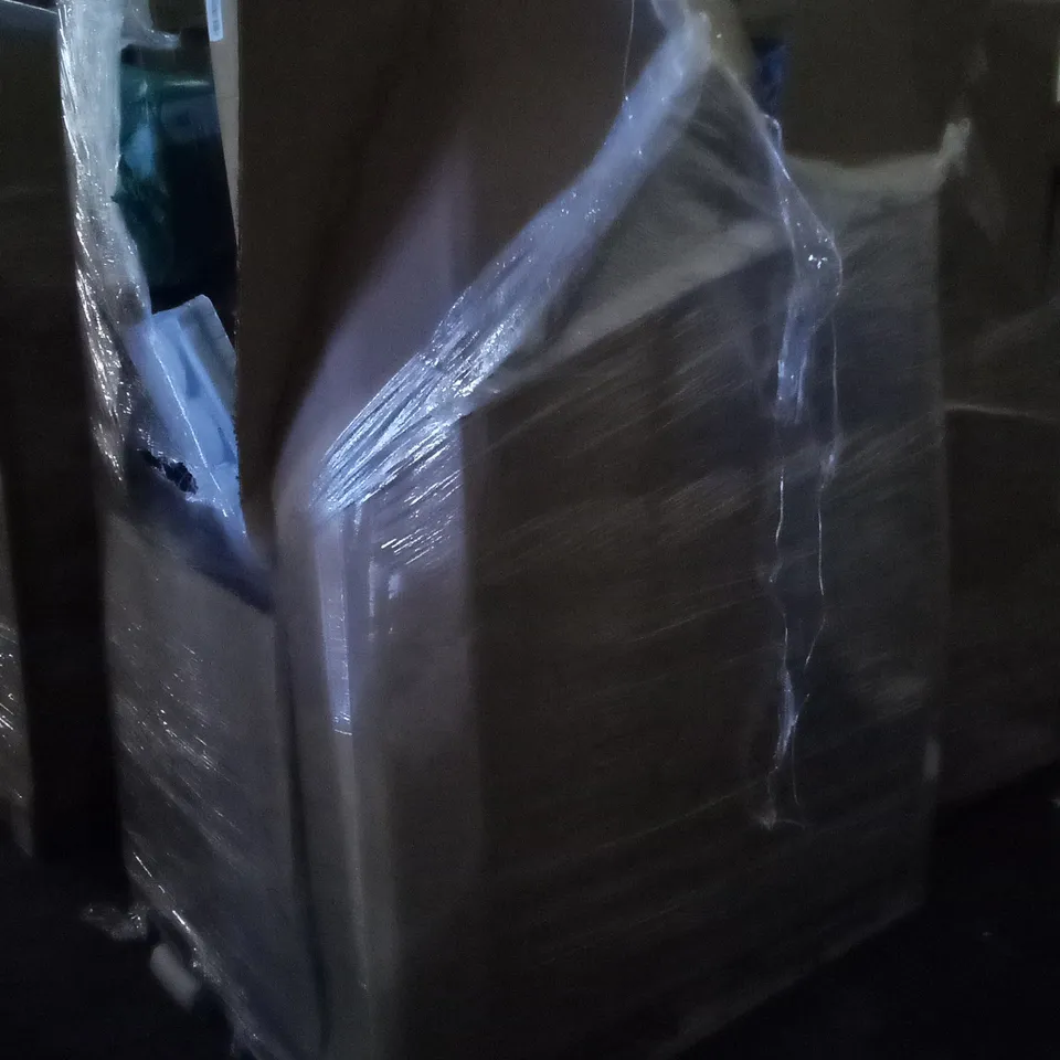 PALLET OF ASSORTED ITEMS INCLUDING ACCSTORE NON-WOVEN FABRIC WARDROBE, TOILET SEAT, ELECTRIC PREMIUM UNDERBLANKET, ENERGY SAVING LED CEILING LIGHT, GARDEN SPRINKLER 