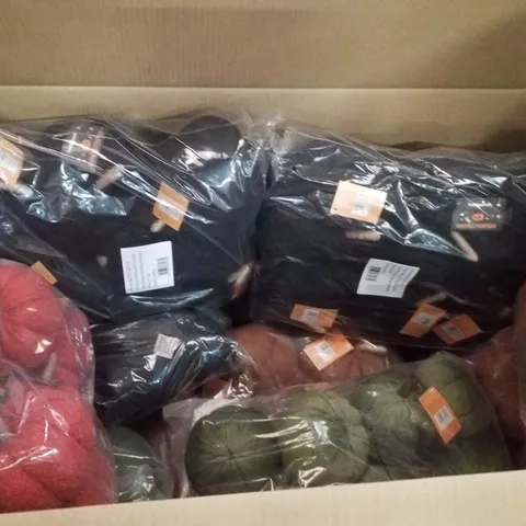 PALLET CONTAINING LARGE QUANTITY OF BRAND NEW HALLOWEEN PLUSH PUMPKINS 