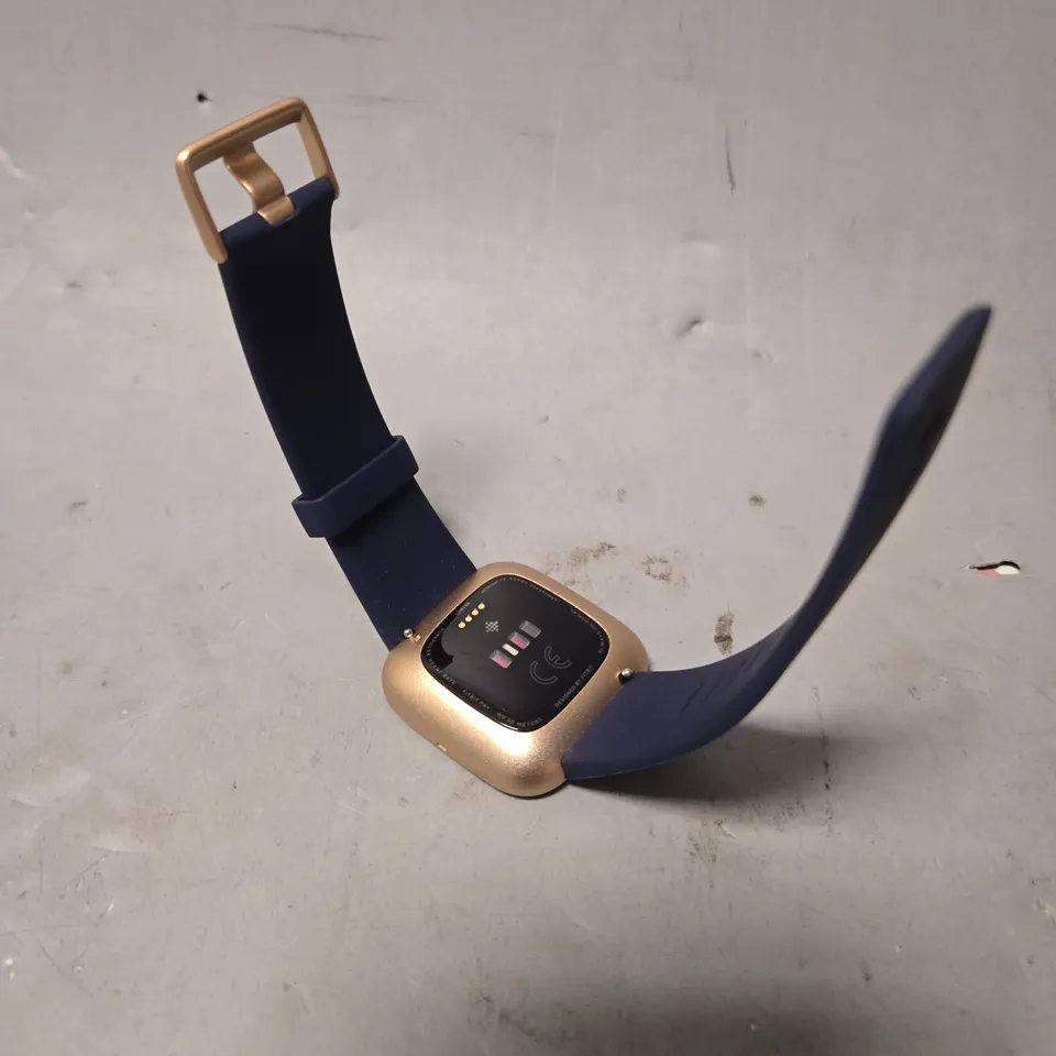 BOXED FITBIT VERSA 2 SMART FITNESS WATCH