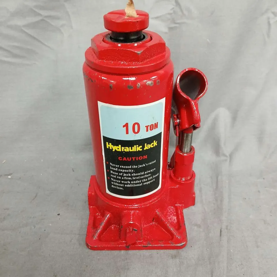 RED 10 TON HYDRAULIC BOTTLE JACK