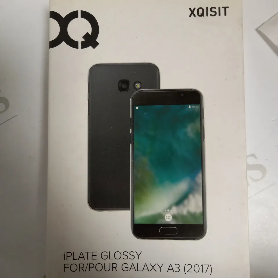 LOT OF APPROX 10 TO INCLUDE SCREEN PROTECTOR FILM , NOKIA AND MOBILE GAME HANDLE