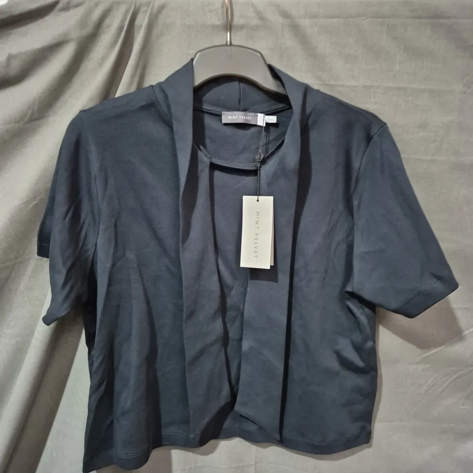 MINT VELVET NAVY DRAPED FRONT SHORT-SLEEVE TOP – WOMEN'S - SIZE L