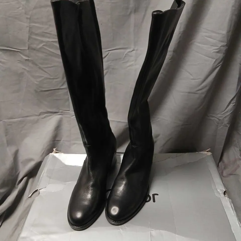 GABOR ISLA M BLACK LEATHER KNEE-HIGH BOOTS - UK 5.5 (EU 38) – BOXED