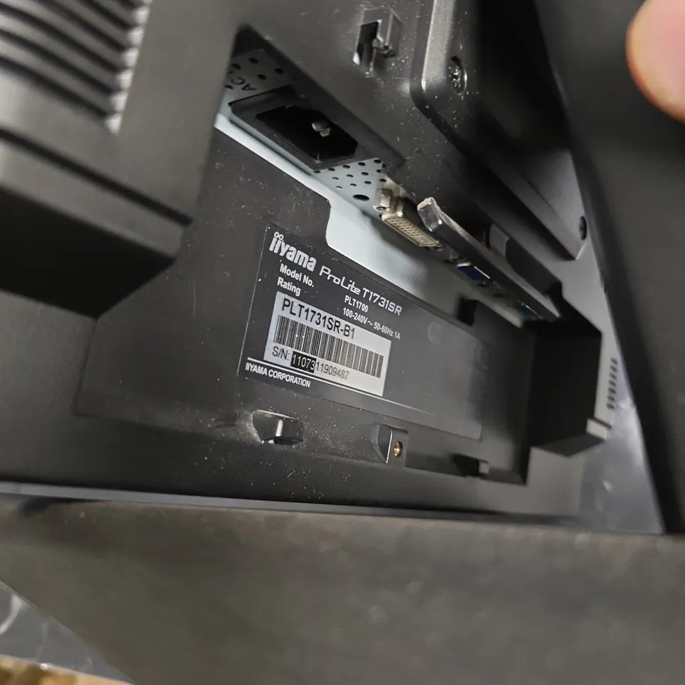 Iiyama ProLite PLT1731SR-B1 LCD Monitor