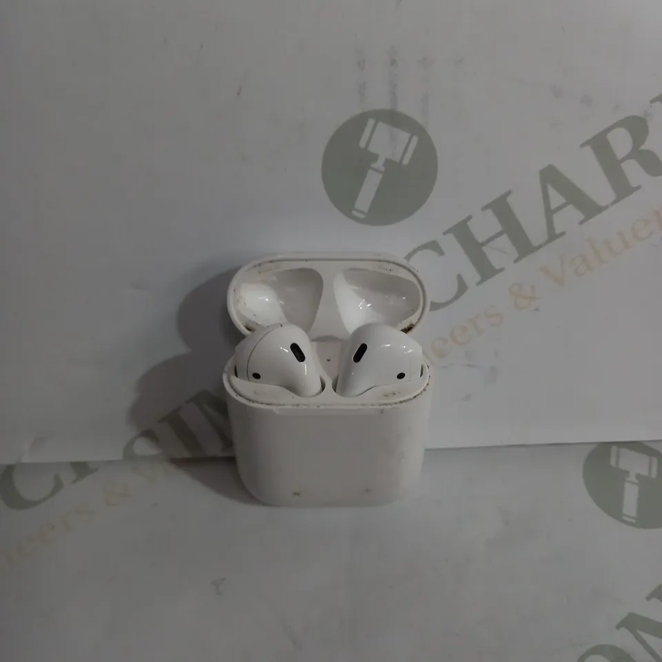 APPLE AIR PODS GEN 1 