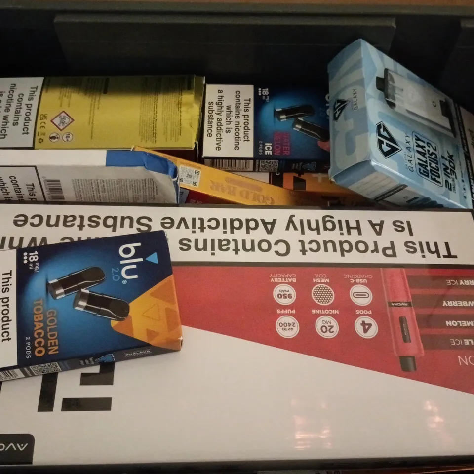 APPROXIMATELY 20 ASSORTED E-CIGARETTE PRODUCTS TO INCLUDE BRANDS SUCH AS HAYATI, PYNE POD, BLU, ETC - COLLECTION ONLY