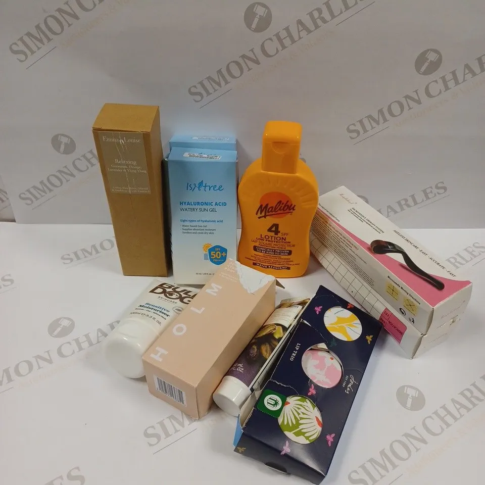 LOT OF 10 ASSORTED HEALTH AND BEAUTY PRODUCTS TO INCLUDE HYALURONIC ACID WATERY SUN GEL, MOISTURISER, BODY OIL, BODY CLEANSER ETC. 