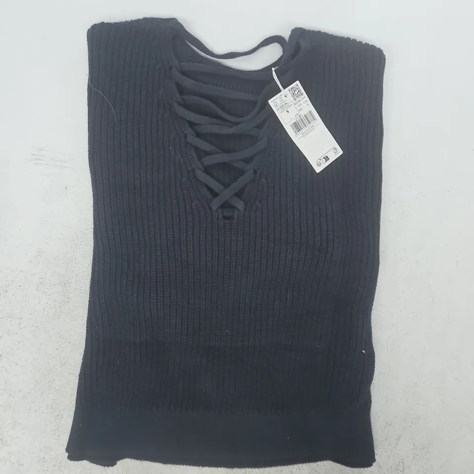 MANGO CUT-OUT KNITTED SWEATER IN NAVY SIZE SMALL