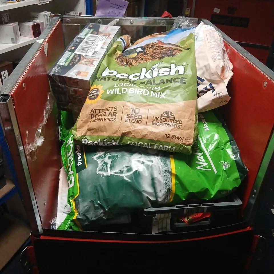 LARGE CAGE OF ASSORTED PET FOOD AND SUPPLIES TO INCLUDE; SHEBA, WORLD'S BEST, HARRINGTON AND ROYAL CANIN