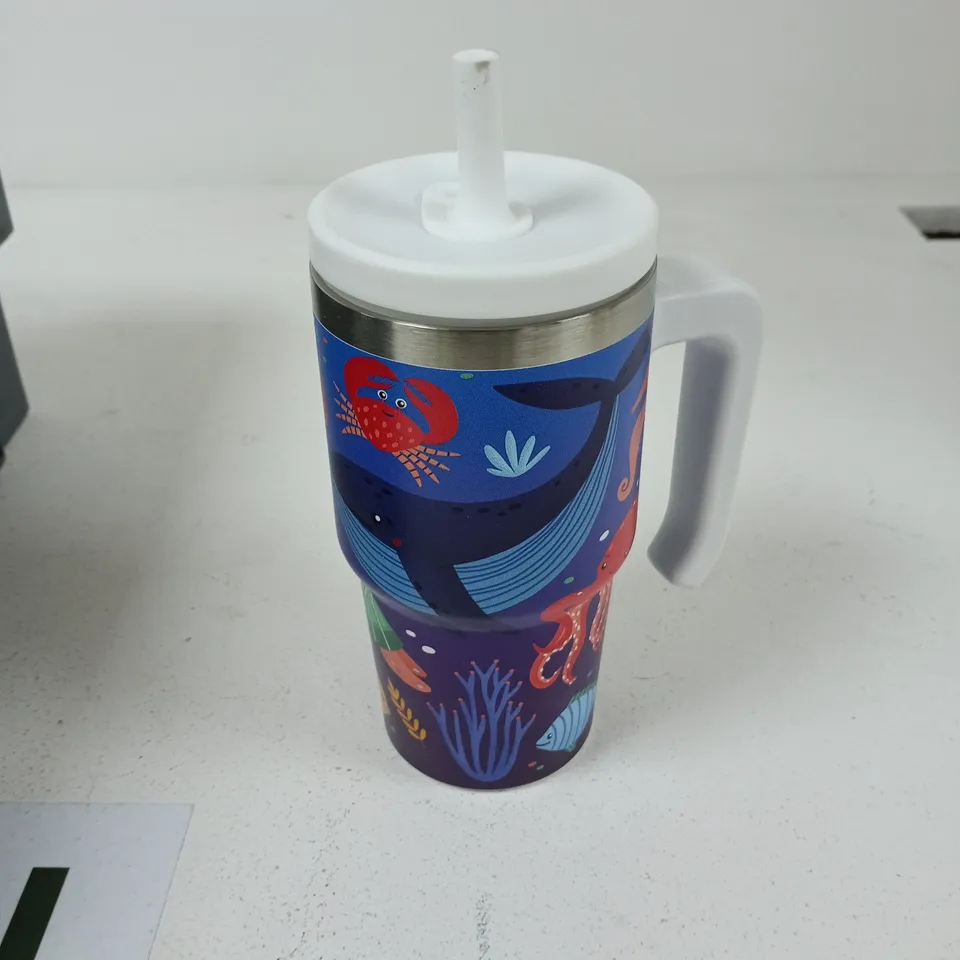 TOTE OF APPROXIMATELY 12 ASSORTED ITEMS TO INCLUDE: SEA LIFE CUP