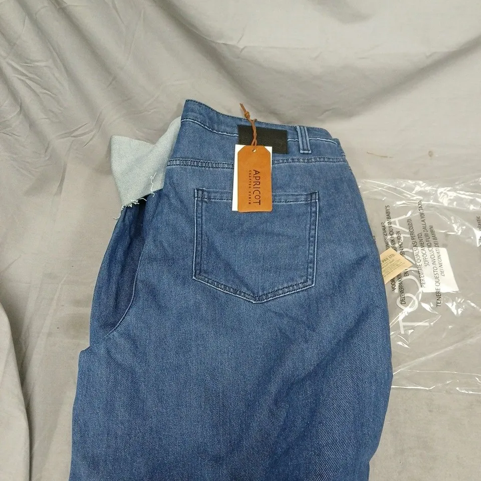 APRICOT DENIM JEANS UK SIZE 34 STRAIGHT