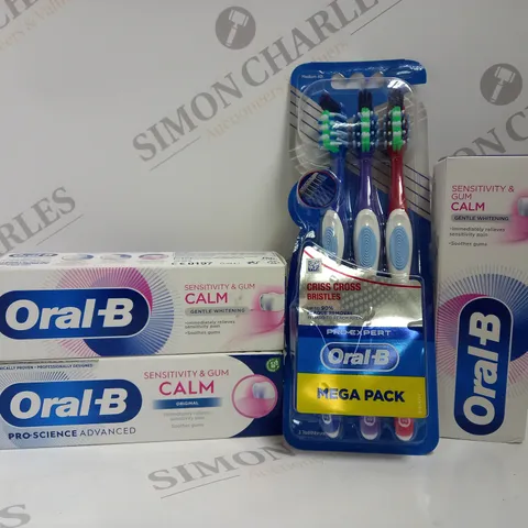 BOX OF 4 ASSORTED ORAL-B PRODUCTS TO INCLUDE TOOTHPASTE & TOOTHBRUSHES