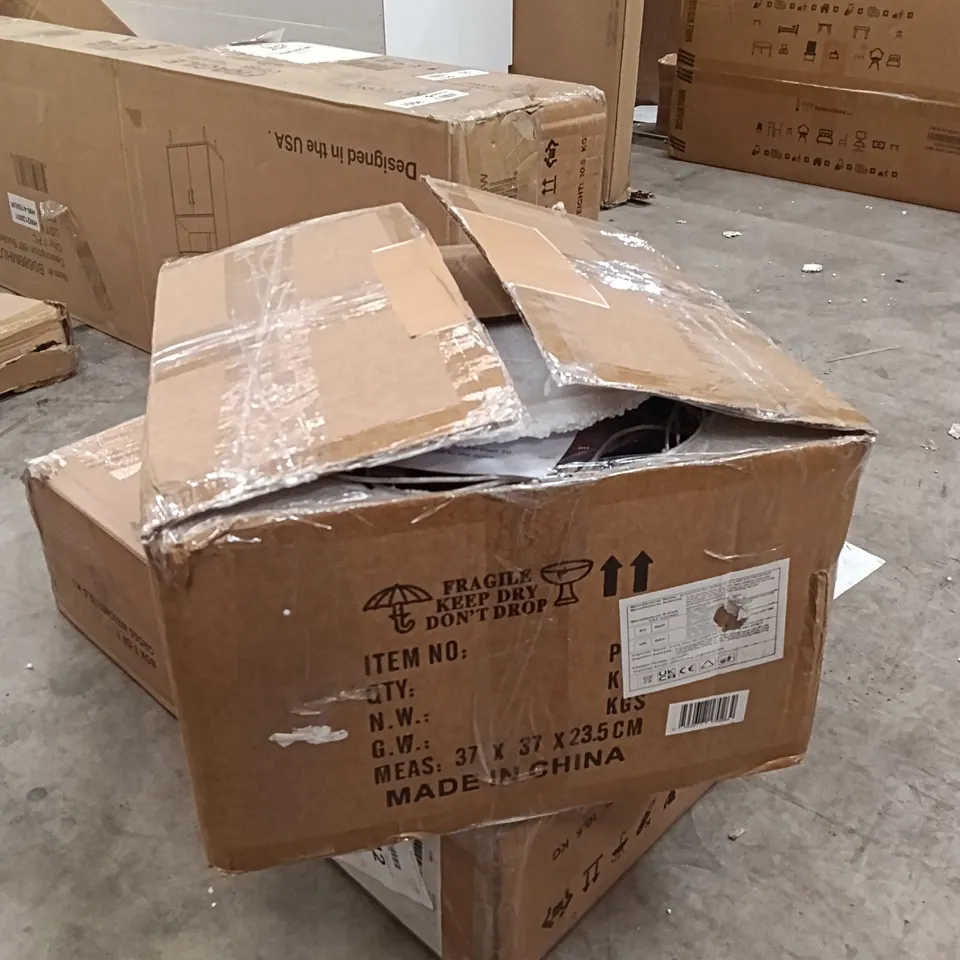 BOXED LED CEILING LIGHT - BLACK (1 BOX)
