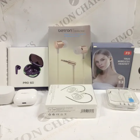 BOX OF APPROX 15 ASSORTED EARPHONES/HEADPHONES