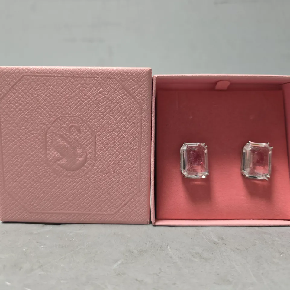 BOXED SWAROVSKI CHROMA STUD EARRINGS 