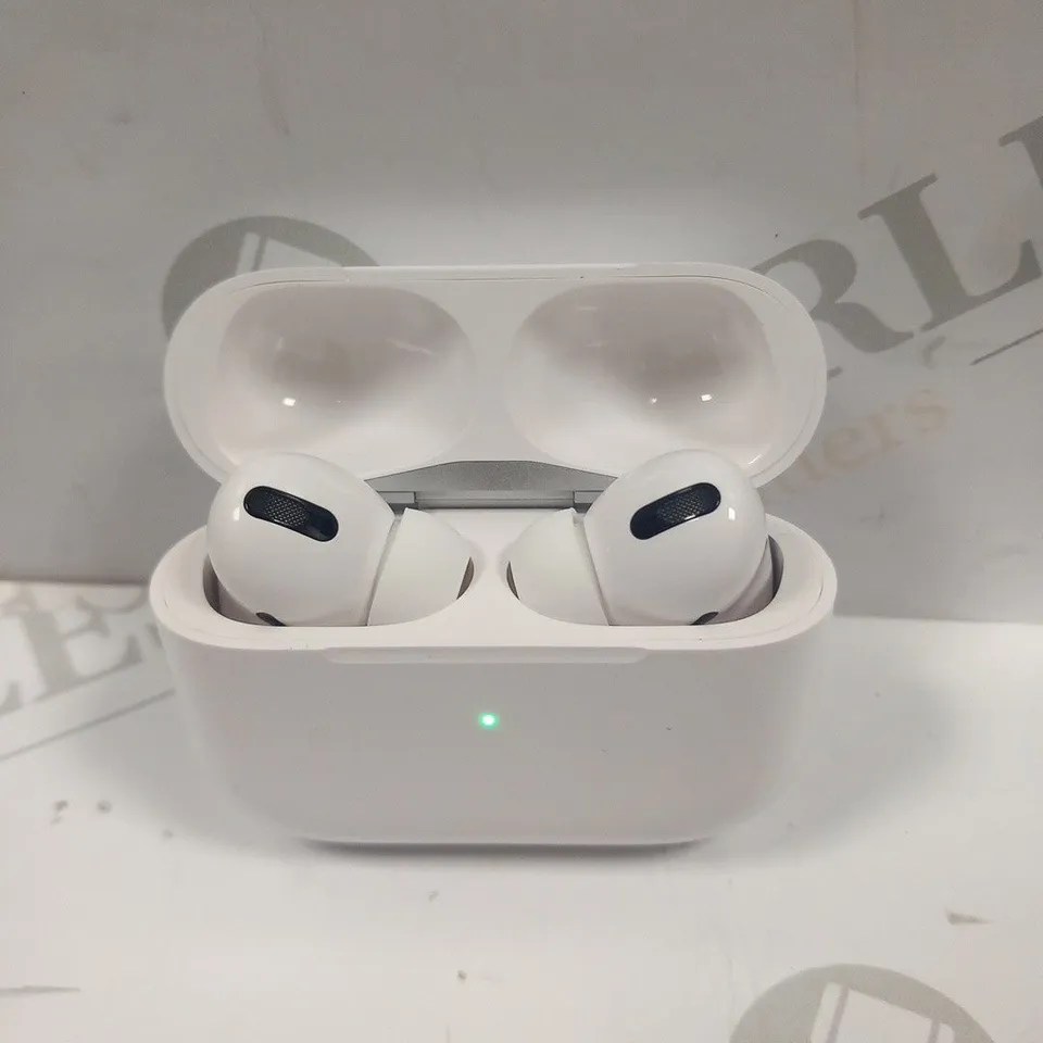 UNBRANDED WIRELESS EAR PHONES