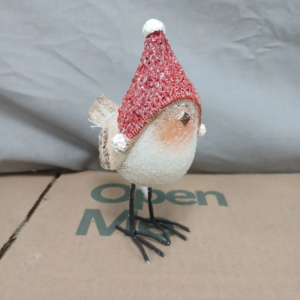 BOX OF APPROXIMATELY 12 GISELA GRAHAM CHRISTMAS ROBIN ORNAMENTS