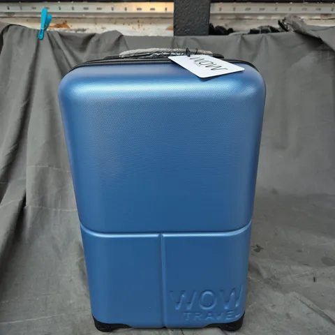 WOW TRAVEL CYANINE BLUE HARD-SHELL SUITCASE 40X20X25 CM