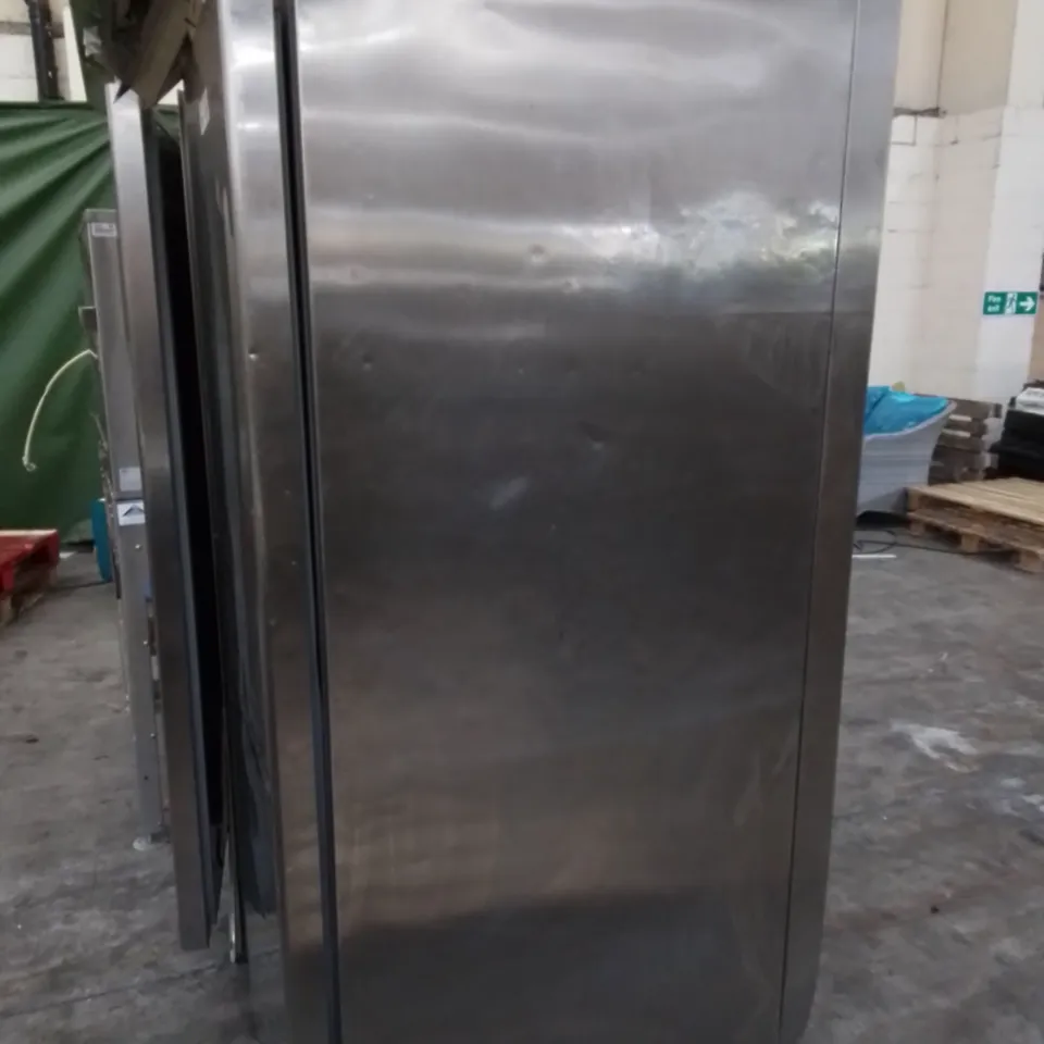 COMMERCIAL STAINLESS DOUBLE DOOR REFRIGERATED FOOD STORAGE UNIT 