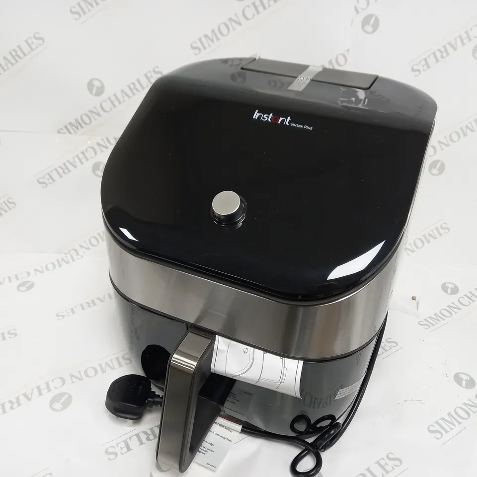 BOXED INSTANT VORTEX 6 IN 1 AIR FRYER