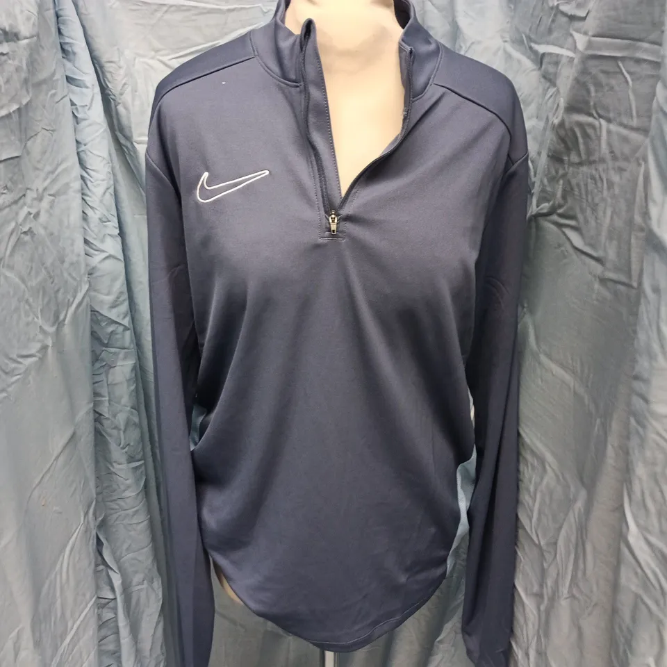NIKE DRI-FIT ZIP TOP - NAVY, SIZE M