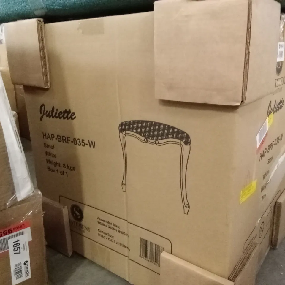 BOXED DRESSING TABLE STOOL - WHITE (1 BOX)