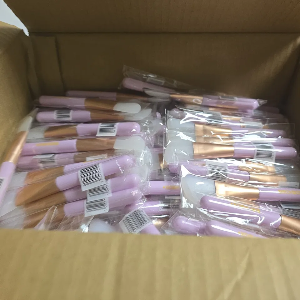 BOX OF APPROX 400 BIRCHBOX SILICONE FACE BRUSH