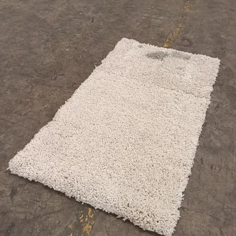 QUALITY DESIGNER AREA RUG - APPROXIMATELY 140CM X 80CM