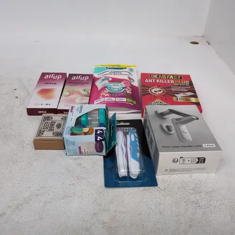 TOTE OF APPROXIMATELY 20 ASSORTED ITEMS TO INCLUDE ANT BAIT STATION, DR BECKMANN SHEETS, DOOR LEVER, AIR UP, MINI POTS ETC
